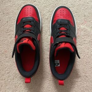 KIDS' NIKE LITTLE KID COURT BOROUGH LOW RECRAFT SNEAKERS(2y)